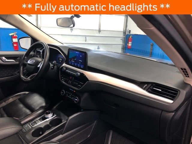 Certified 2020 Ford Escape SE Sport image 12