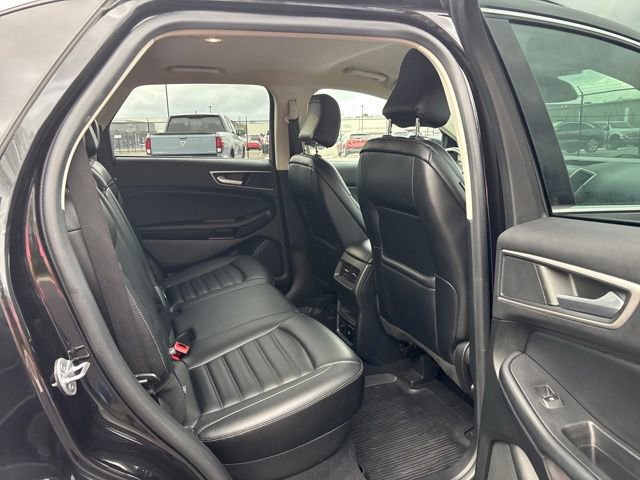 Certified 2022 Ford Edge SEL w/ Convenience Package AWD/4WD image 12