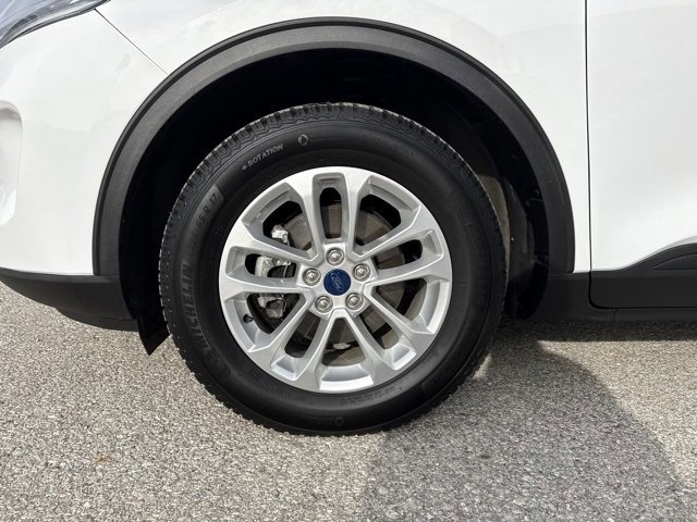 Certified 2020 Ford Escape SE image 34