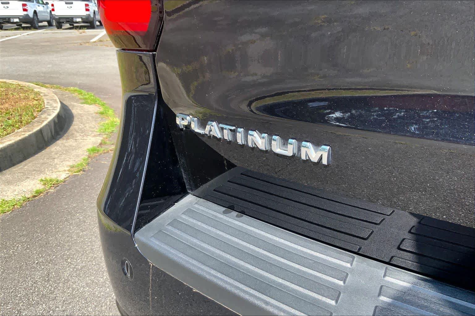 Certified 2023 Ford Expedition Platinum RWD image 10