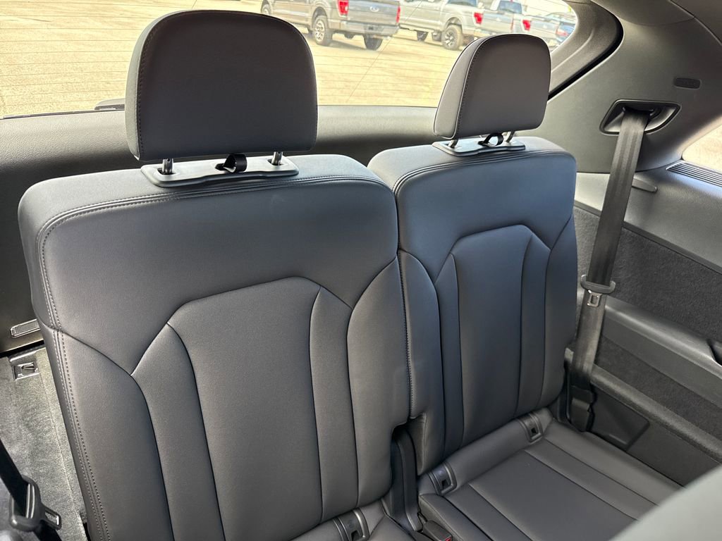 Used 2025 Audi Q7 2.0T Premium w/ Convenience Package AWD/4WD image 28