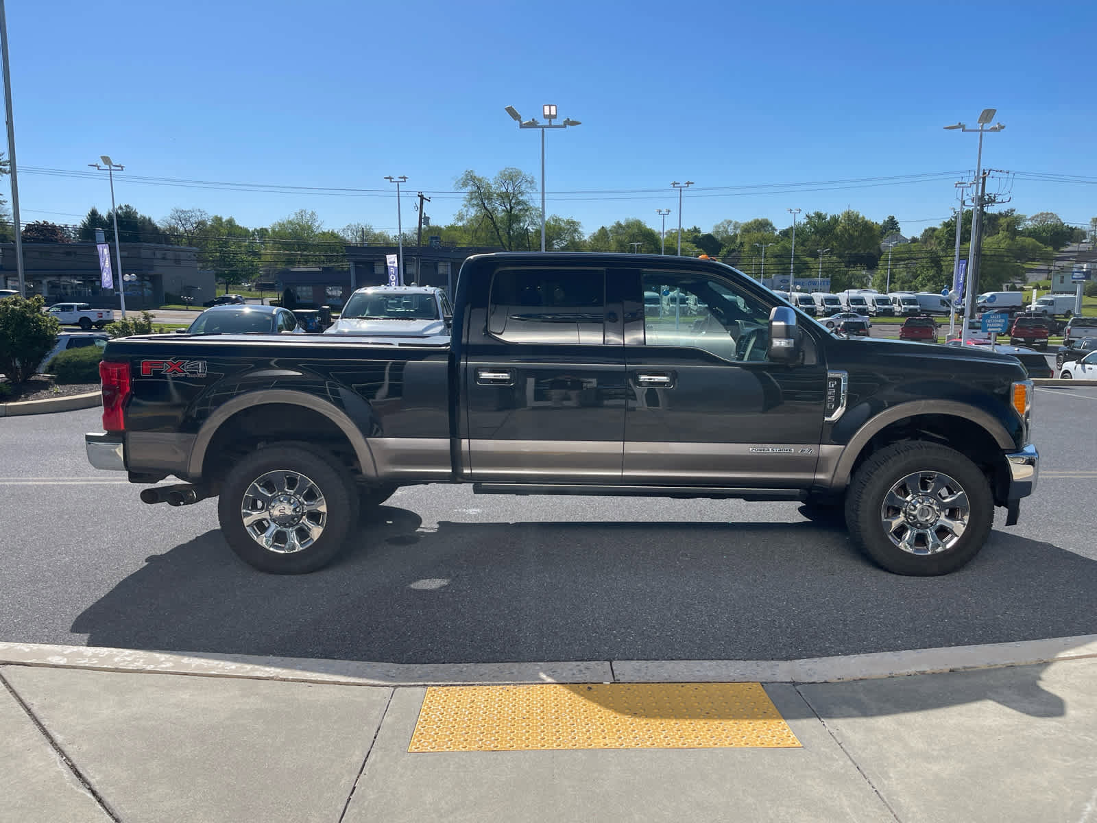 Certified 2018 Ford F250 King Ranch w/ King Ranch Ultimate Package AWD/4WD image 7