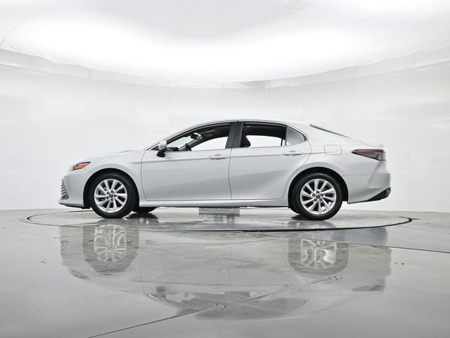 Used 2024 Toyota Camry LE w/ Convenience Package image 35