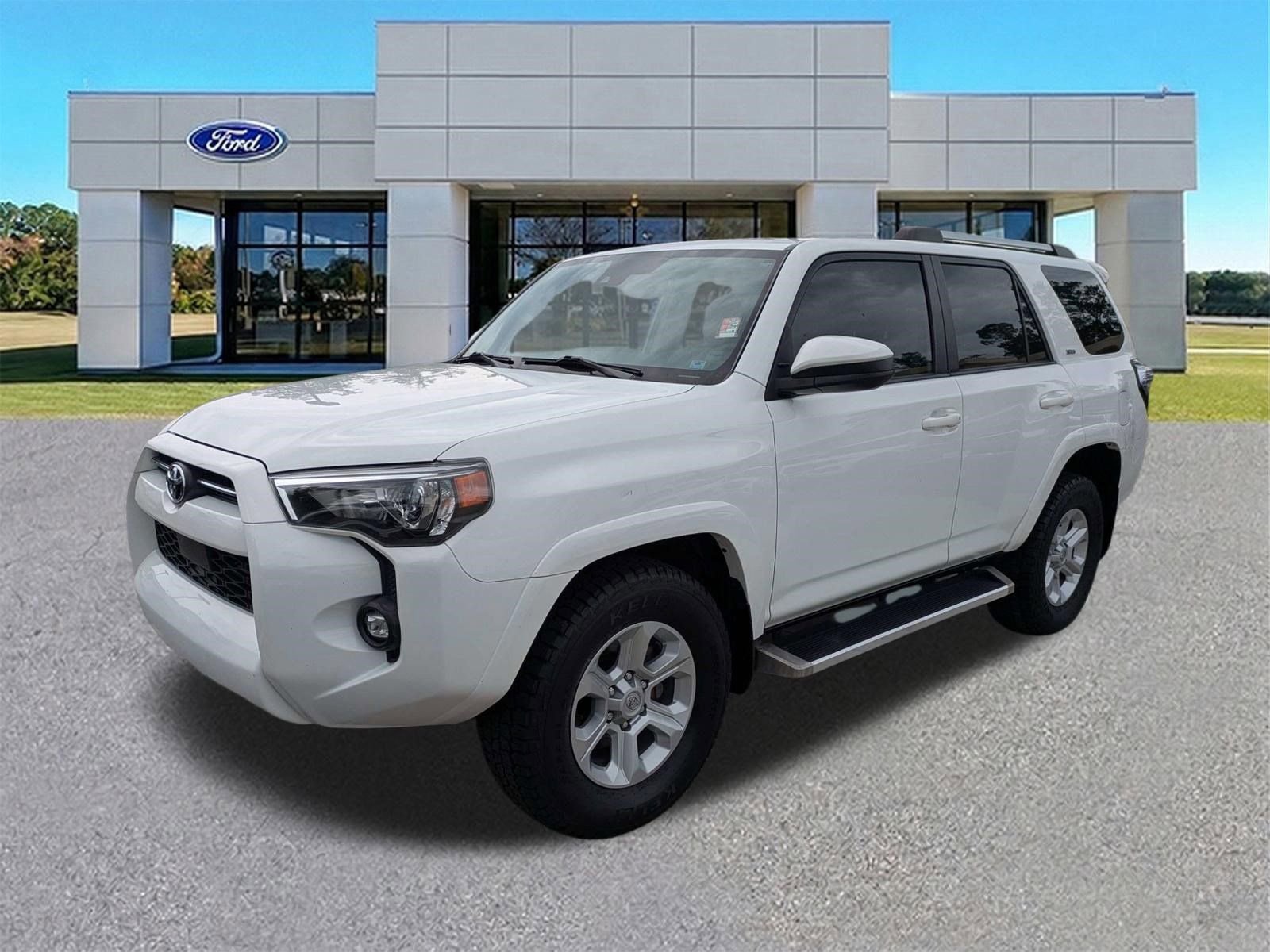 Used 2022 Toyota 4Runner SR5 RWD image 4