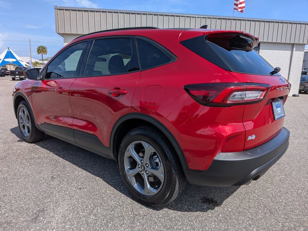 Certified 2025 Ford Escape ST-Line image 4