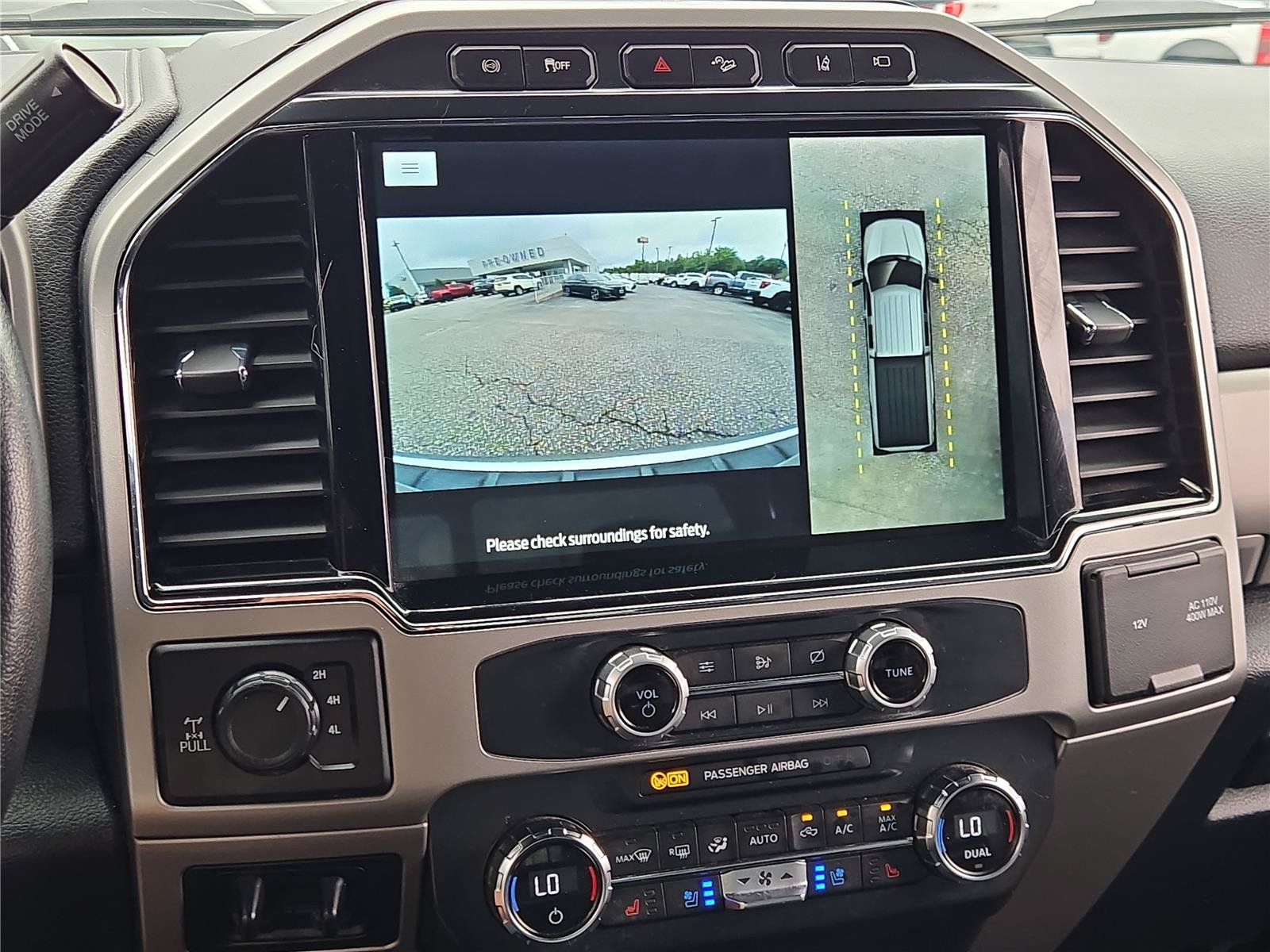 Certified 2022 Ford F350 Lariat w/ Lariat Value Package AWD/4WD image 28
