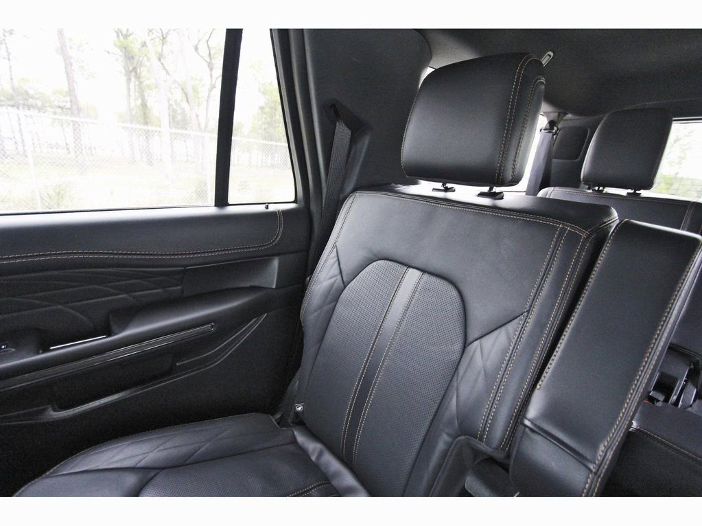 Certified 2023 Ford Expedition Max Platinum image 14
