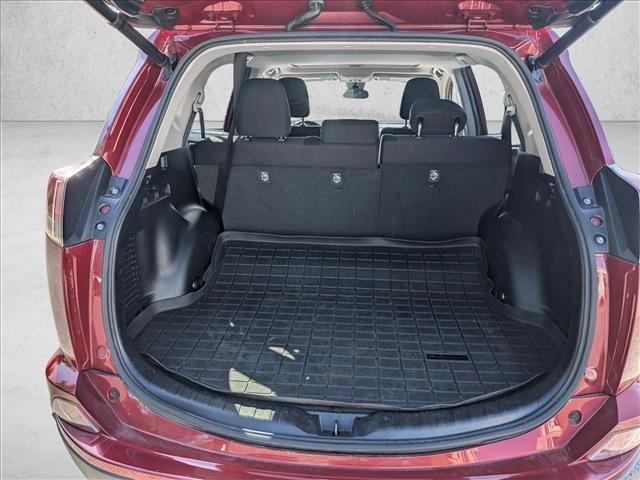 Used 2018 Toyota RAV4 XLE image 7