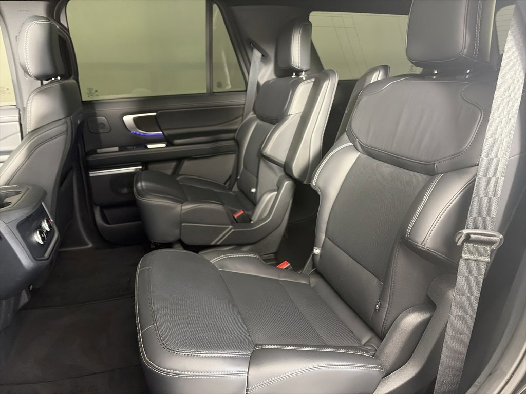 Certified 2025 Ford Expedition Platinum w/ Stealth Performance Package image 13