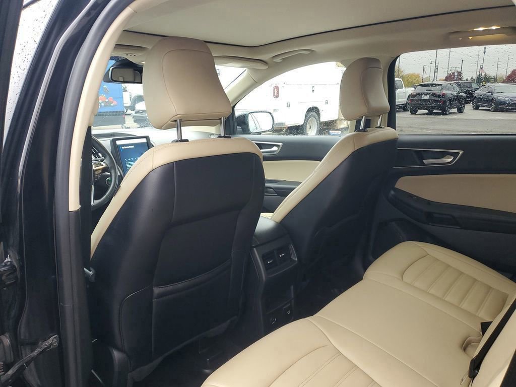 Certified 2022 Ford Edge SEL w/ Convenience Package image 11