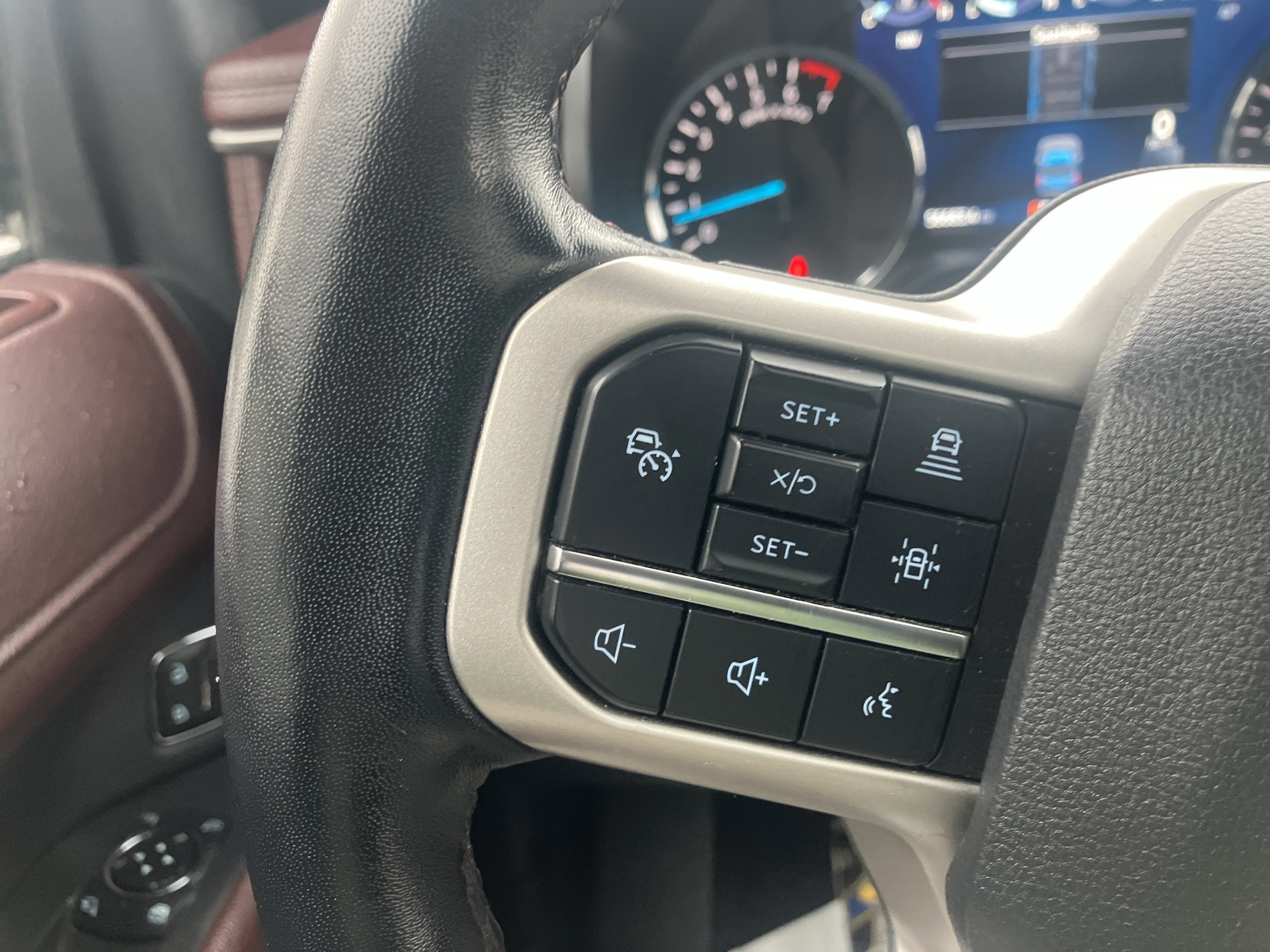 Certified 2022 Ford Expedition Max Limited image 27