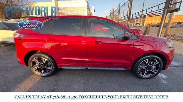 Certified 2023 Ford Edge ST image 2