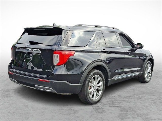 Certified 2022 Ford Explorer XLT w/ Equipment Group 202A image 6