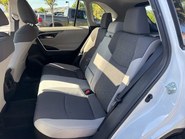 Used 2021 Toyota RAV4 XLE w/ Convenience Package AWD/4WD image 15