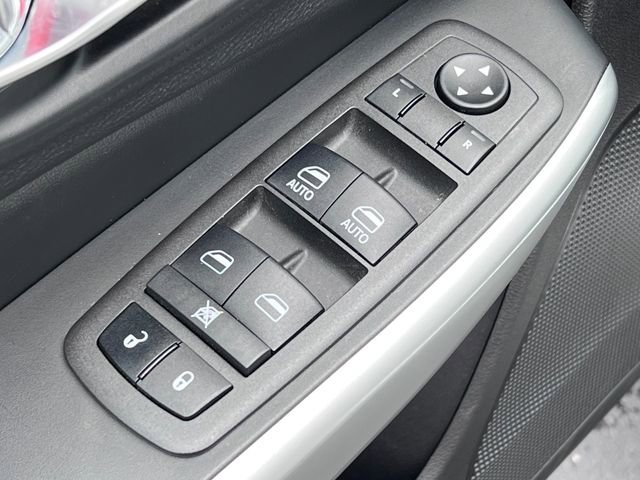 Used 2022 Jeep Cherokee Latitude w/ Sun & Sound Group AWD/4WD image 16