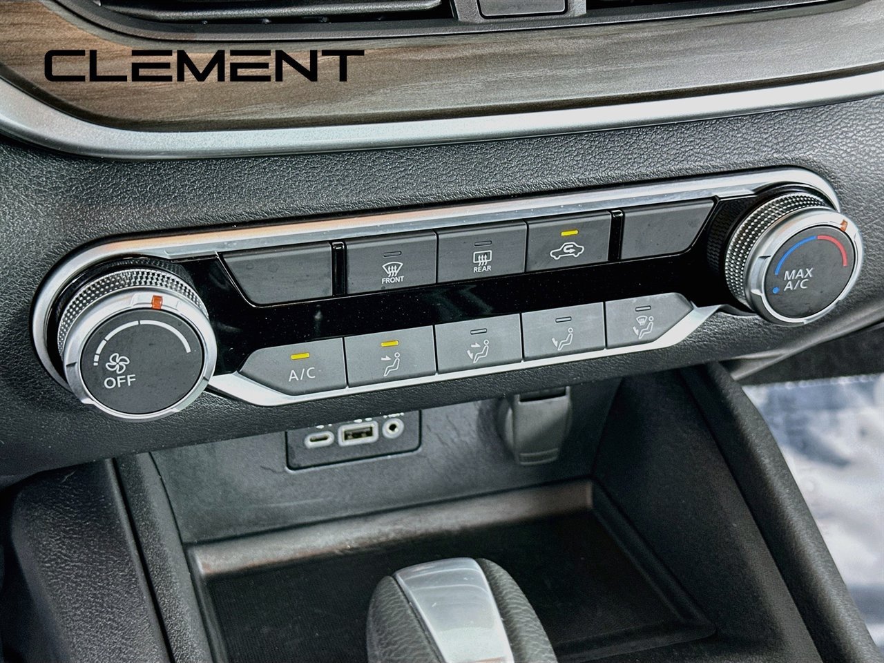 Used 2025 Nissan Altima 2.5 SV FWD image 22