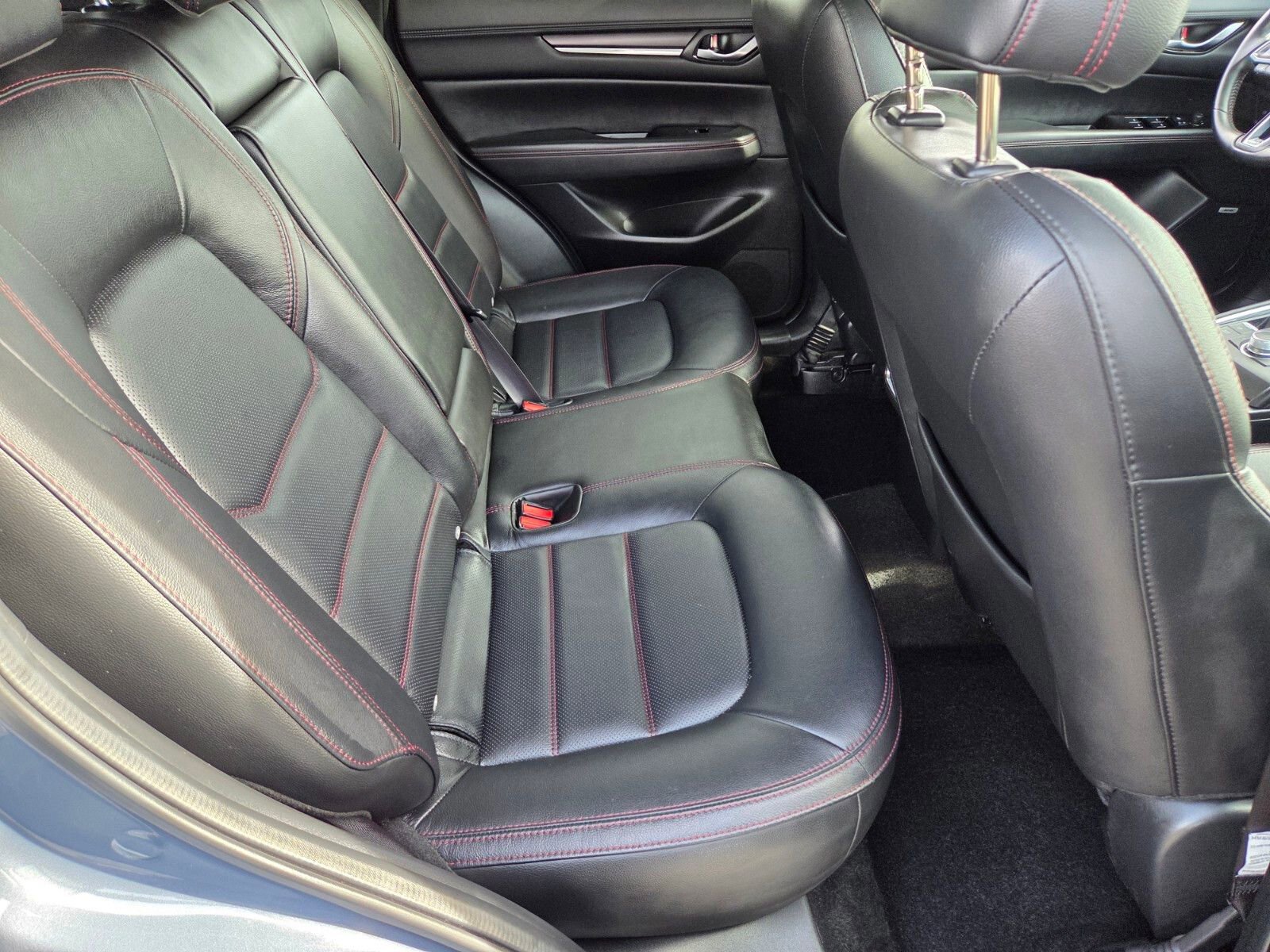 Used 2024 MAZDA CX-5 Carbon Edition image 15