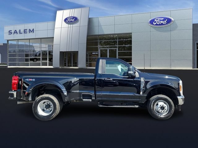 Certified 2025 Ford F350 XLT w/ Snow Plow/Camper Package AWD/4WD image 2