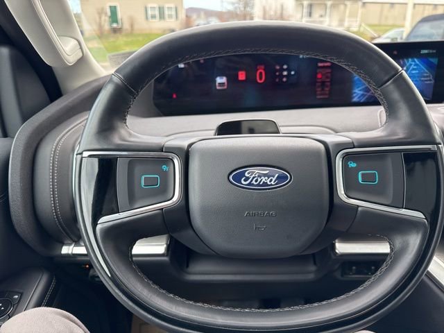 Certified 2025 Ford Expedition Max Platinum image 23