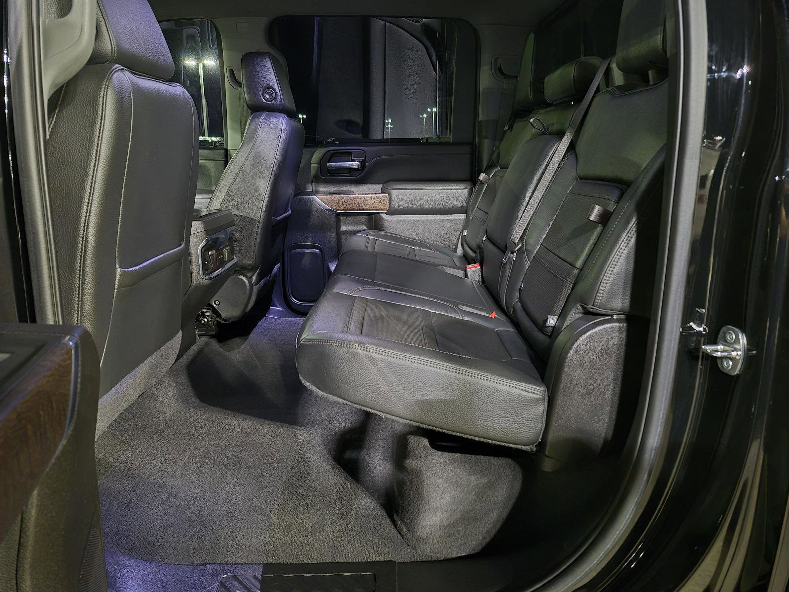 Used 2022 GMC Sierra 3500 Denali image 17