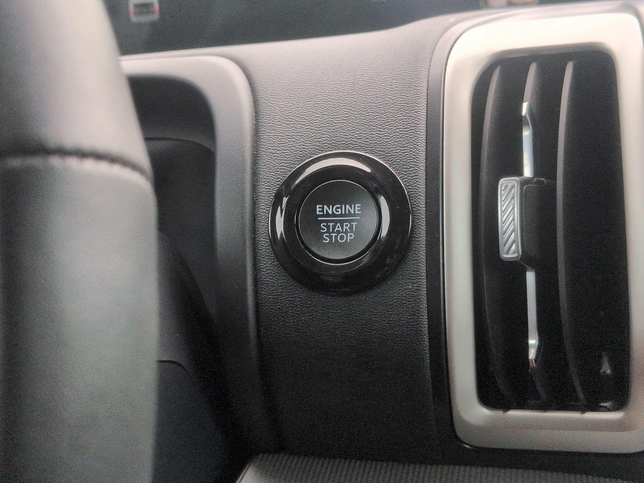 Certified 2025 Ford Expedition Max Active RWD image 28