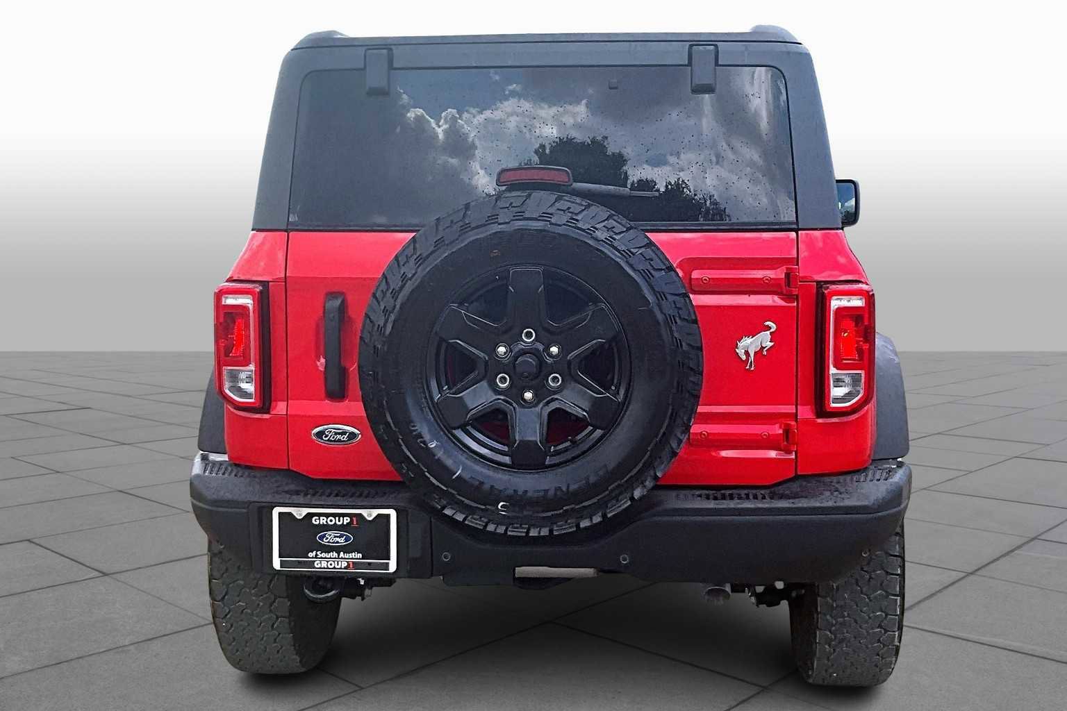 Certified 2024 Ford Bronco Black Diamond image 2