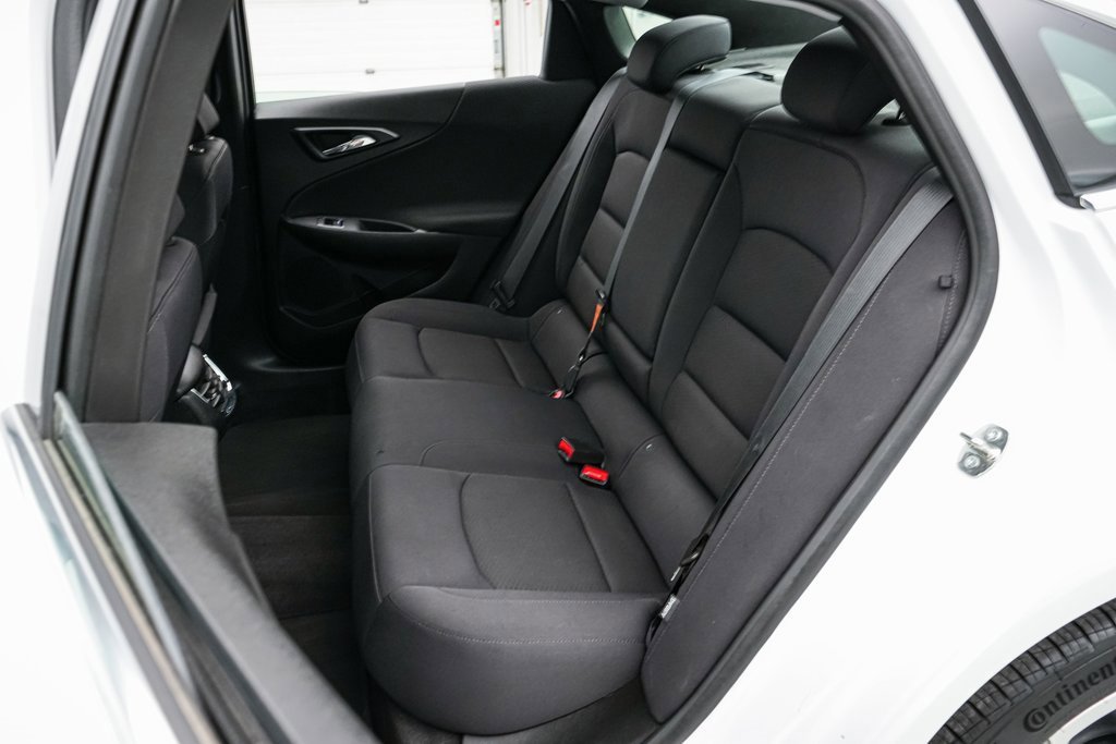 Used 2020 Chevrolet Malibu LT image 18