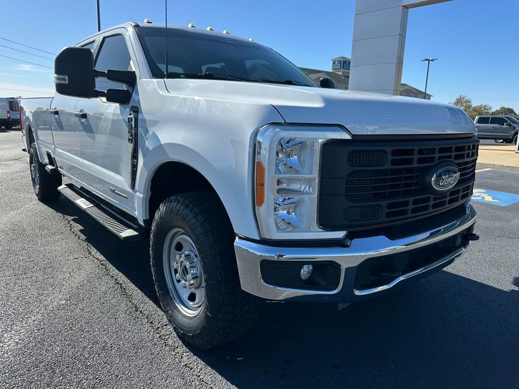 Certified 2023 Ford F350 XL w/ FX4 Off-Road Package image 2