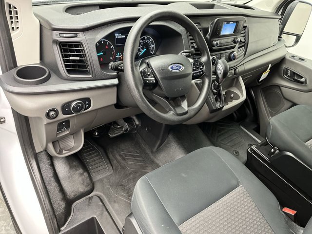 Certified 2025 Ford Transit 250 Low Roof w/ Exterior Upgrade Package RWD image 4