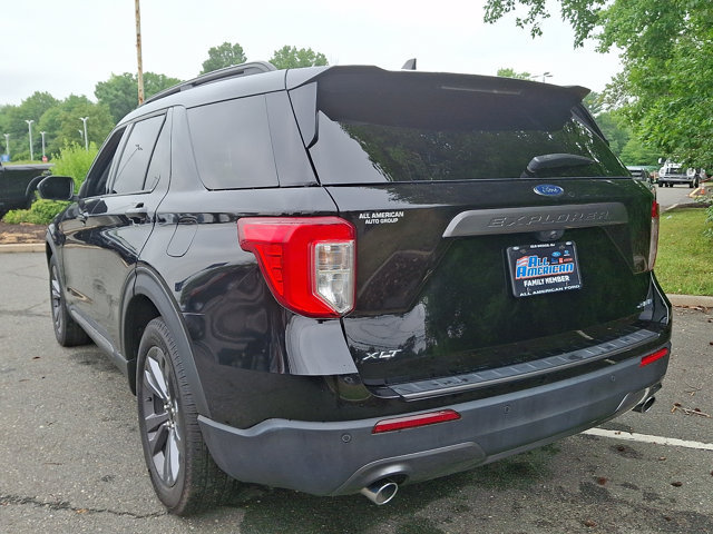 Certified 2022 Ford Explorer XLT w/ Equipment Group 202A AWD/4WD image 6