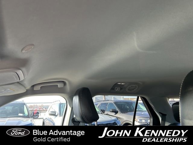 Certified 2023 Ford Explorer XLT w/ Equipment Group 202A image 19