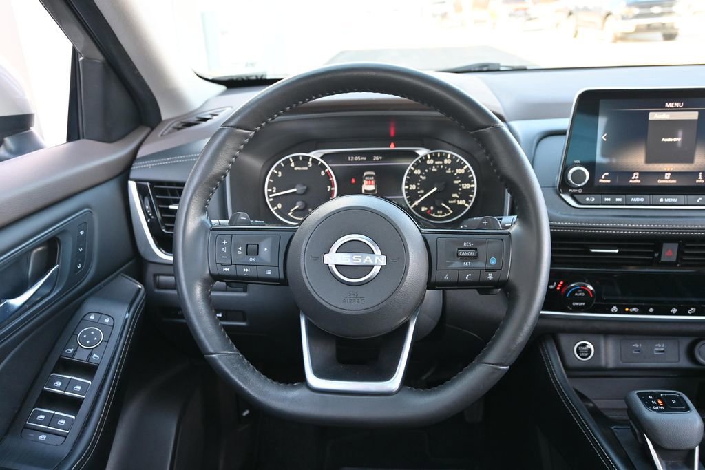 Used 2023 Nissan Rogue SL image 34