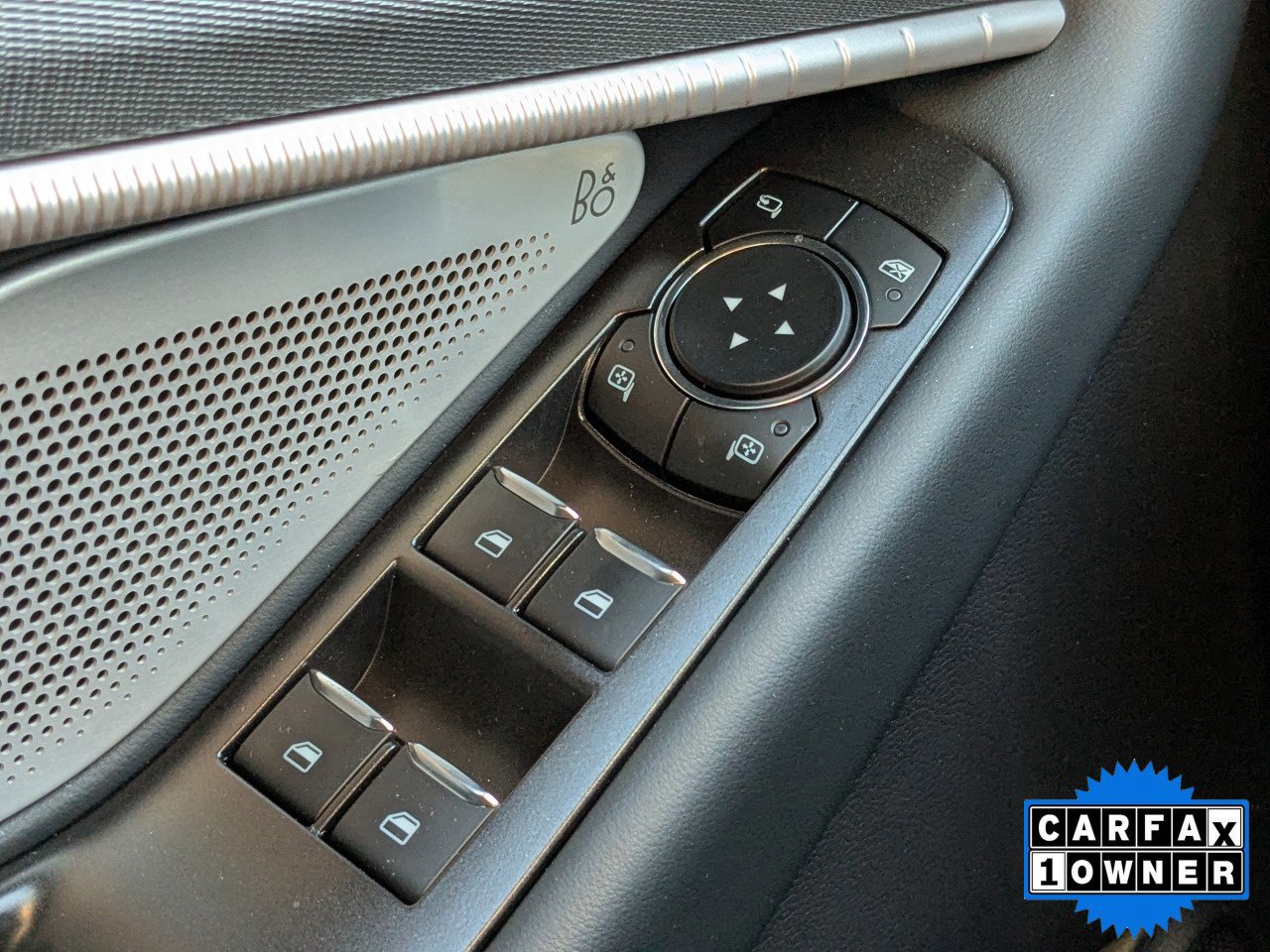 Certified 2025 Ford Explorer ST w/ Sun And Sound Package image 32