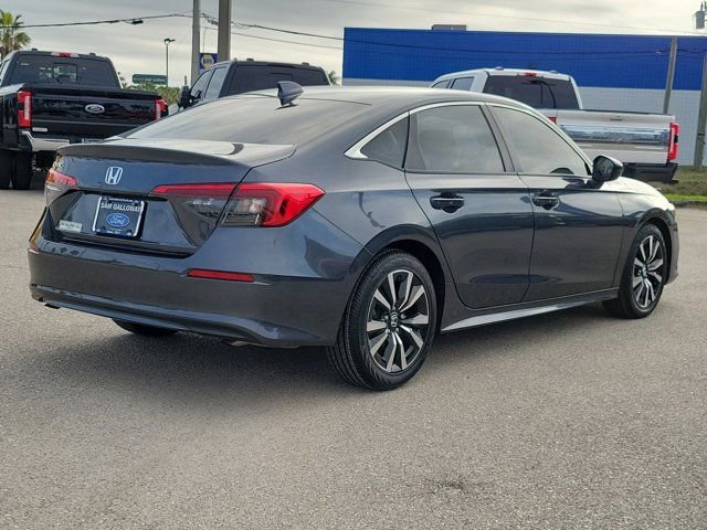 Used 2023 Honda Civic EX image 4