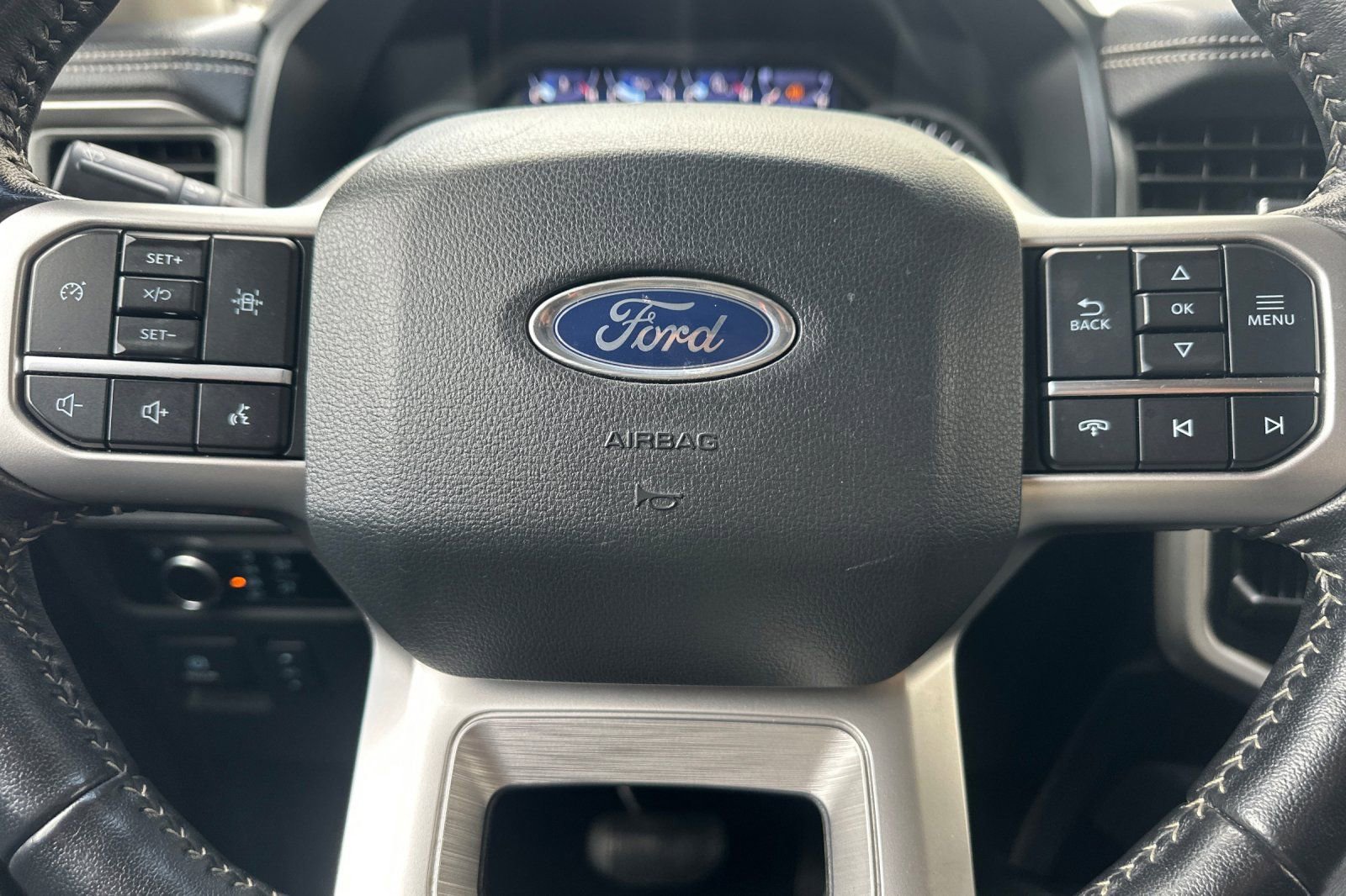 Certified 2024 Ford Expedition Max XLT image 23