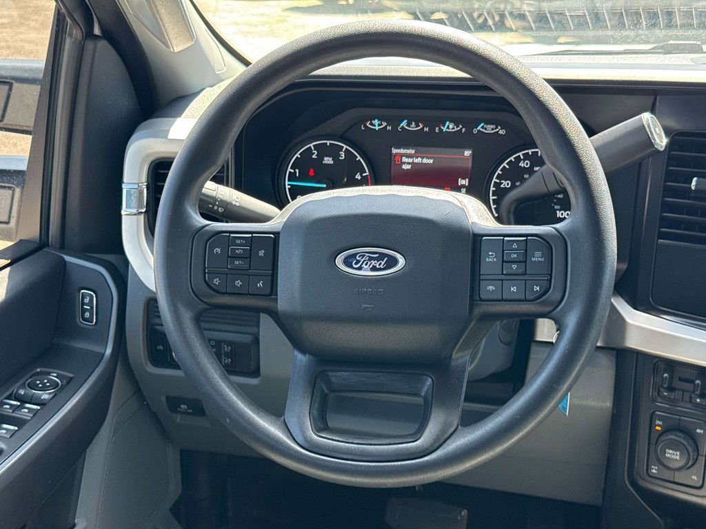 Certified 2025 Ford F250 XLT w/ FX4 Off-Road Package AWD/4WD image 13