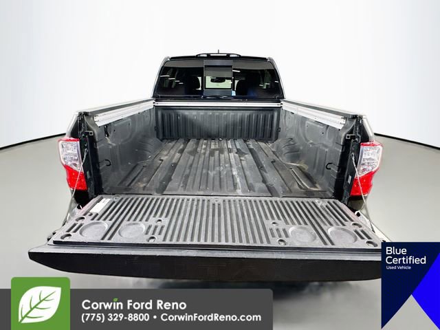 Used 2022 Nissan Titan SV w/ SV Convenience Package image 29