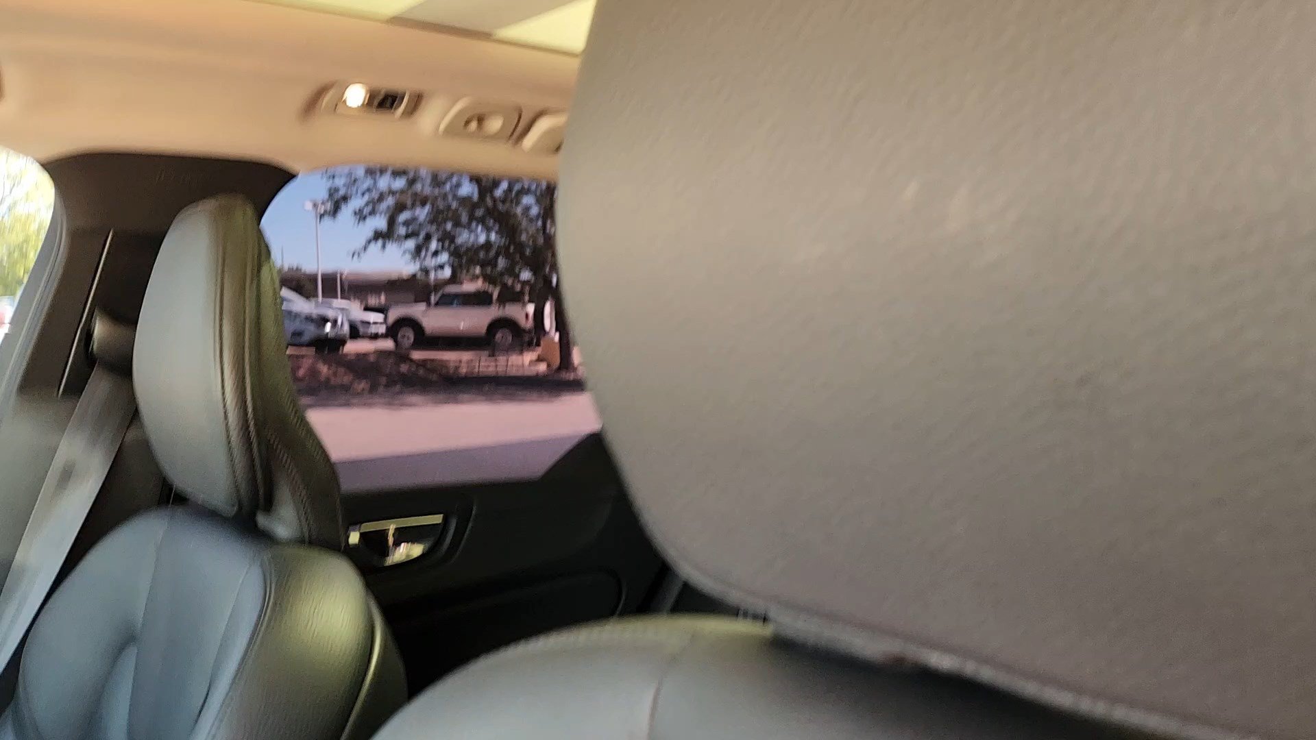 Used 2020 Volvo XC60 T5 Momentum AWD/4WD image 29