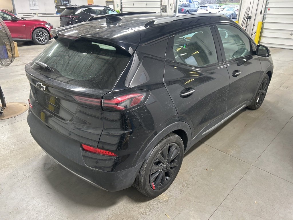 Used 2023 Chevrolet Bolt EUV Premier w/ Sun & Sound Package image 7