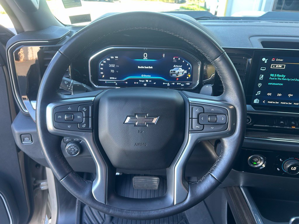 Used 2023 Chevrolet Silverado 1500 LT Trail Boss w/ LPO, Dark Essentials Package AWD/4WD image 13