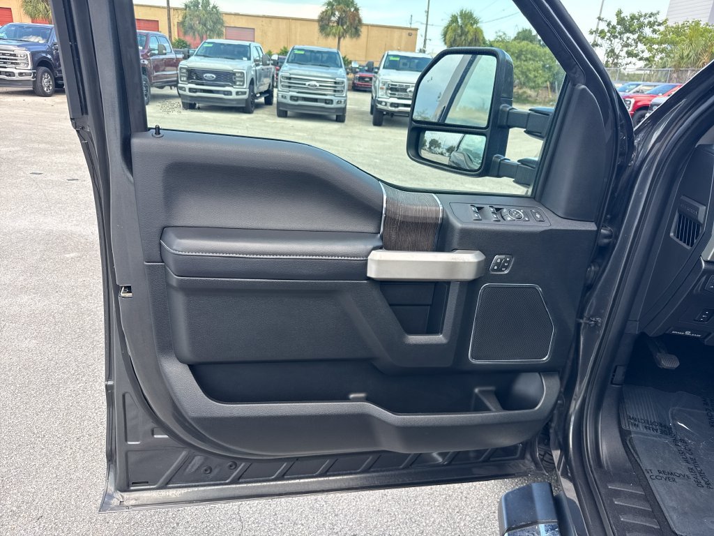Certified 2020 Ford F250 Lariat w/ Lariat Value Package AWD/4WD image 13