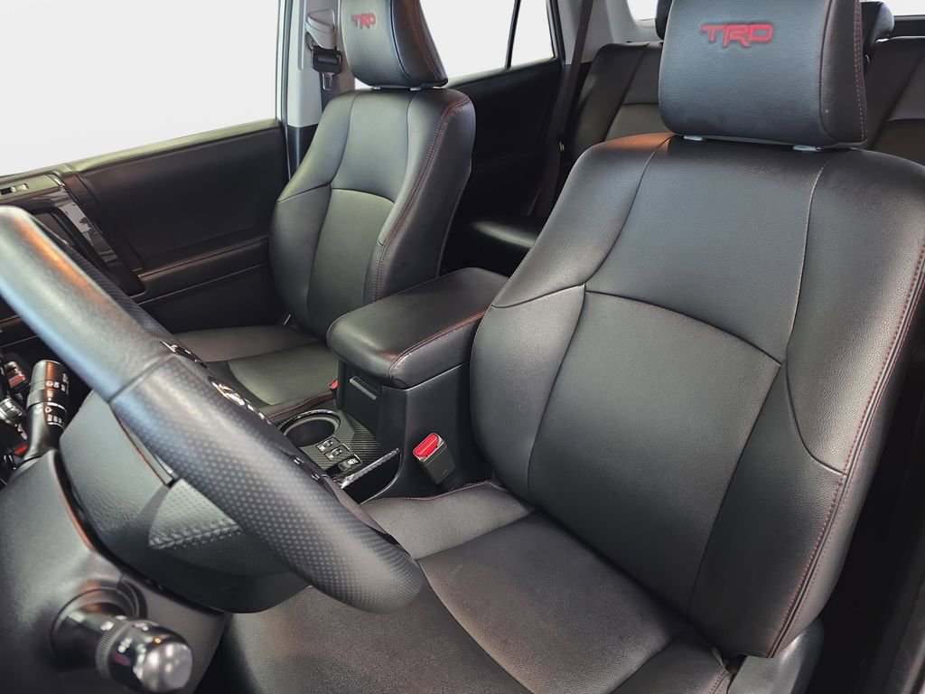 Used 2020 Toyota 4Runner TRD Off-Road Premium w/ Moonroof Package AWD/4WD image 12