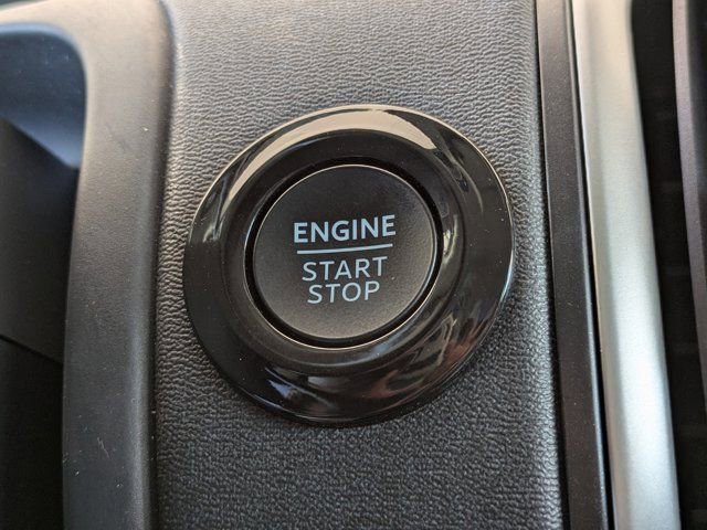 Certified 2025 Ford Expedition Active image 30