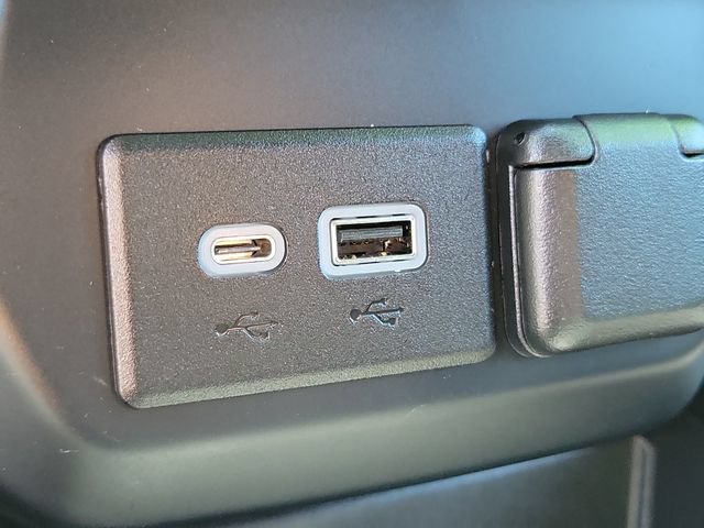 Used 2022 Chevrolet Silverado 1500 RST AWD/4WD image 14