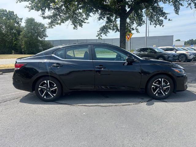 Used 2024 Nissan Sentra SV FWD image 9