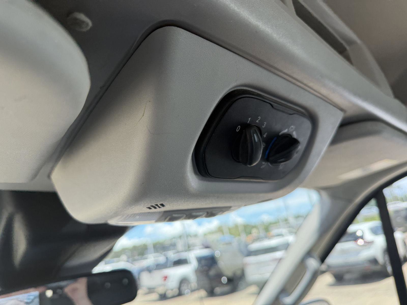 Certified 2019 Ford Transit 350 XL RWD image 17