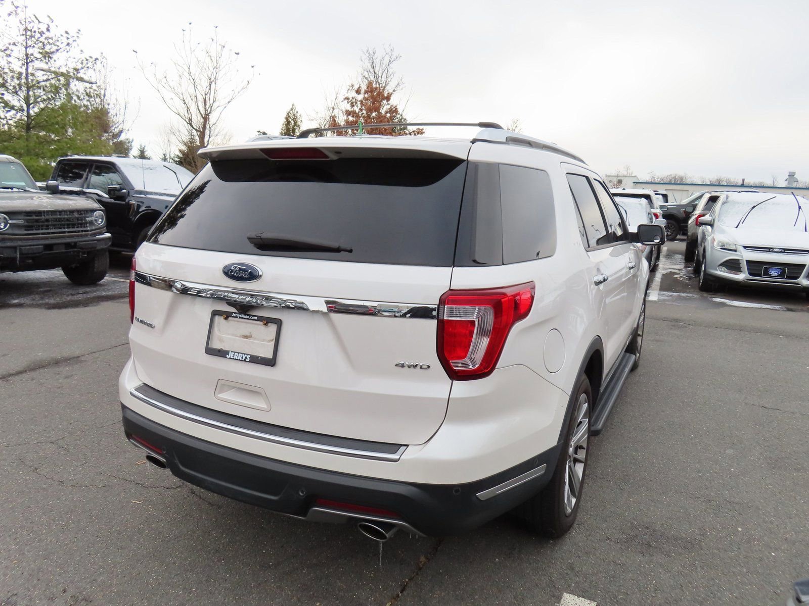Certified 2018 Ford Explorer Limited w/ Equipment Group 301A image 6