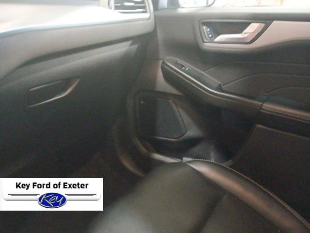 Certified 2024 Ford Escape Platinum image 30