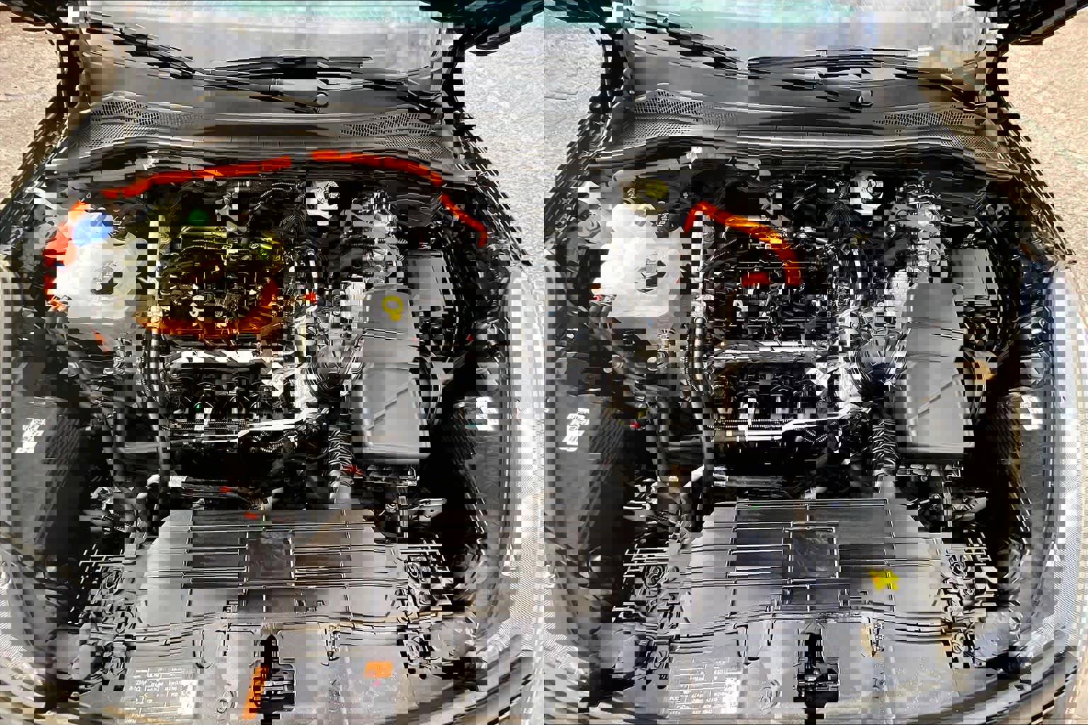 Certified 2021 Ford Escape SE w/ SE Sport Appearance Package image 33