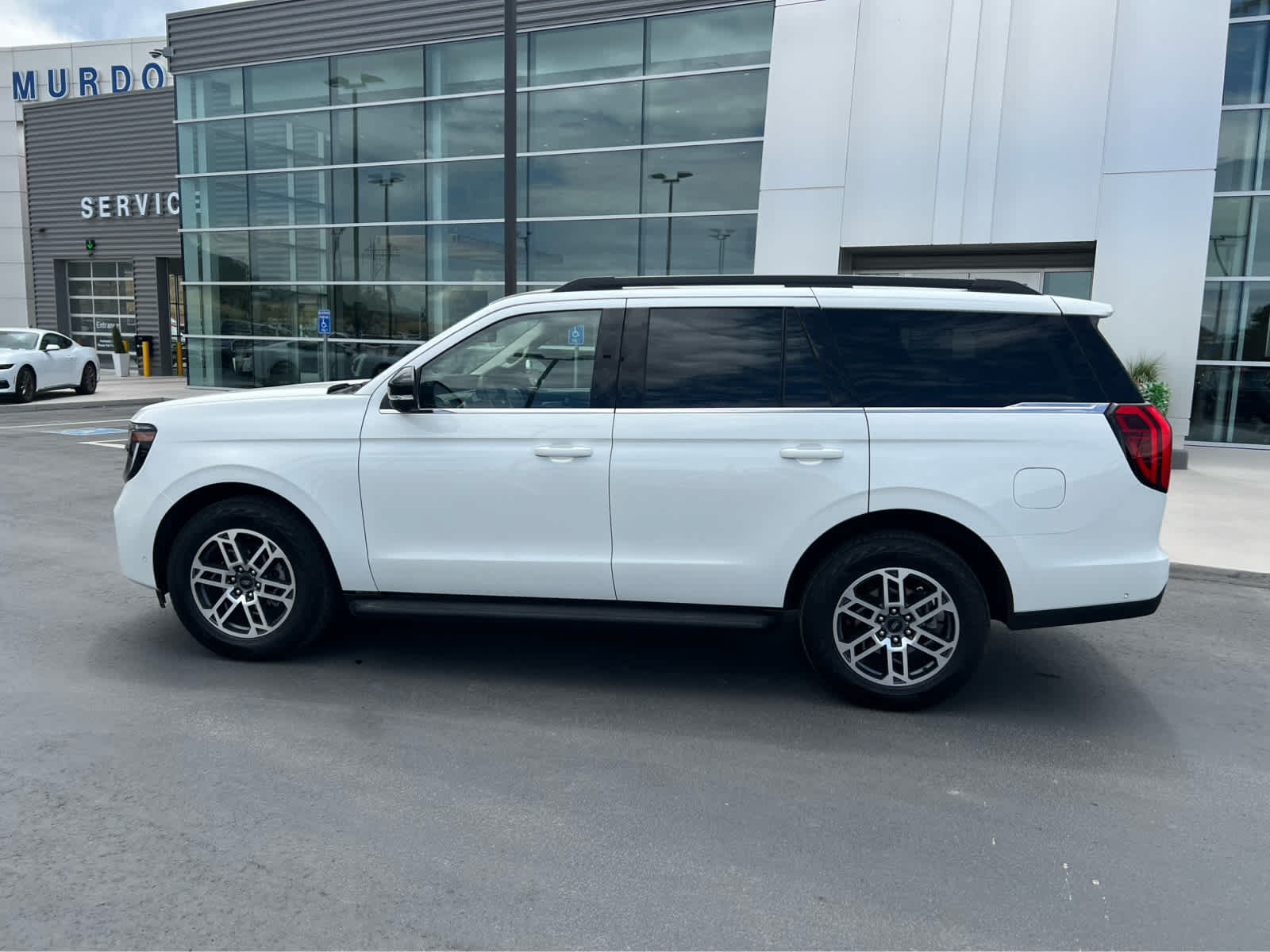 Certified 2025 Ford Expedition Active AWD/4WD image 12
